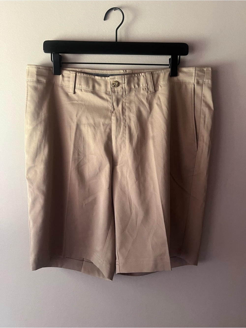 Hogan Men's Beige Flat-Front Shorts
